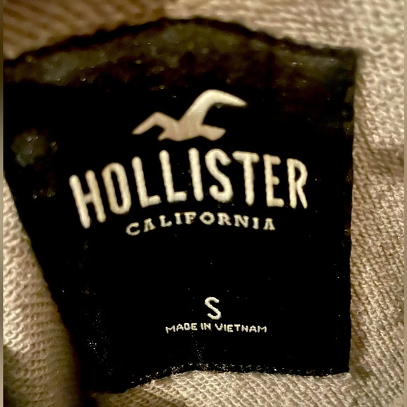 Hollister Crew Neck - Picture 3 of 3